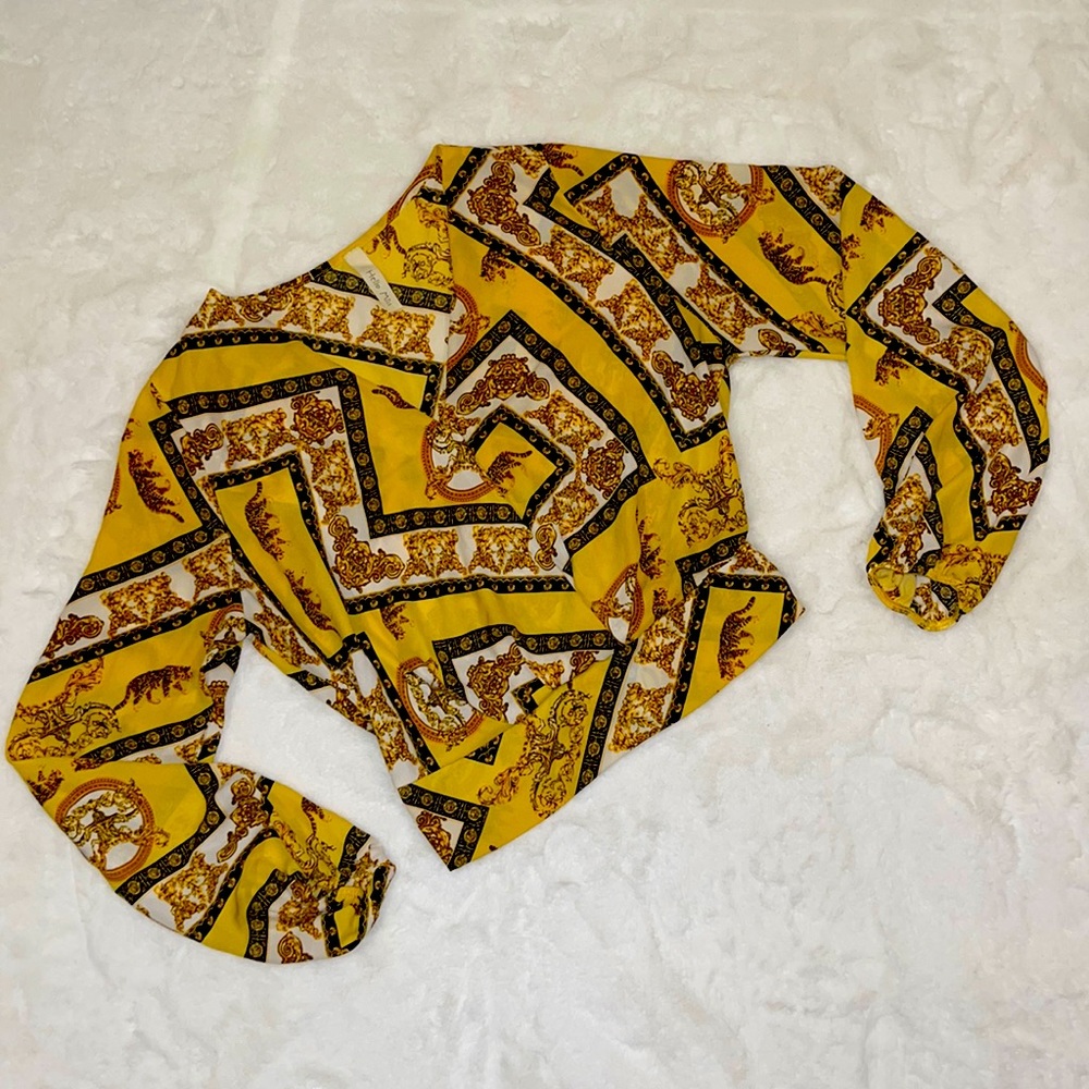 Long Sleeve Dressy Crop Top, Size Small, Gold